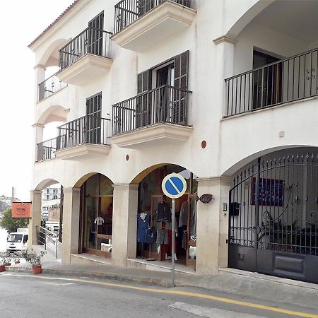 Apartamentos Vista Al Puerto Cala Figuera  Exterior photo